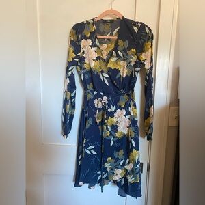 XXS Lulus wrap blue floral dress